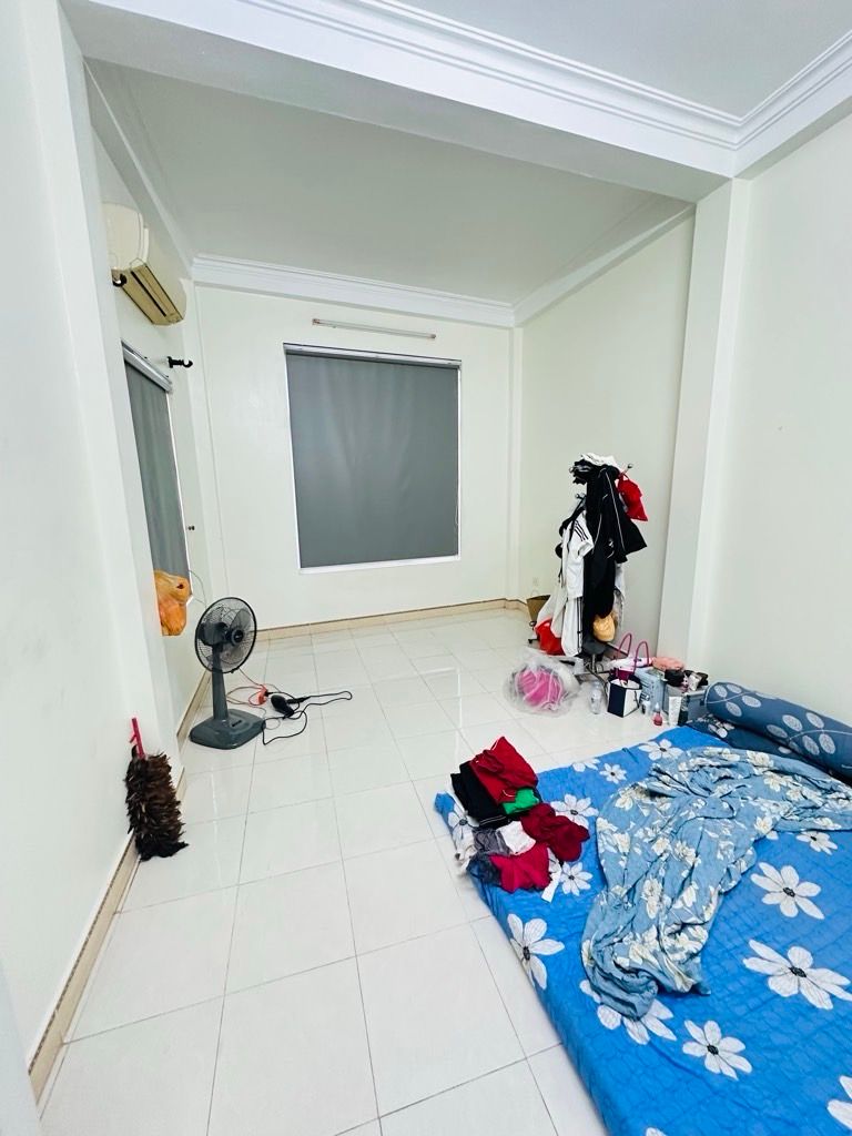 Bán nhà nam dư 4 tầng dân xây ô tô lùi cửa 15M ô tô tránh hoàng mai